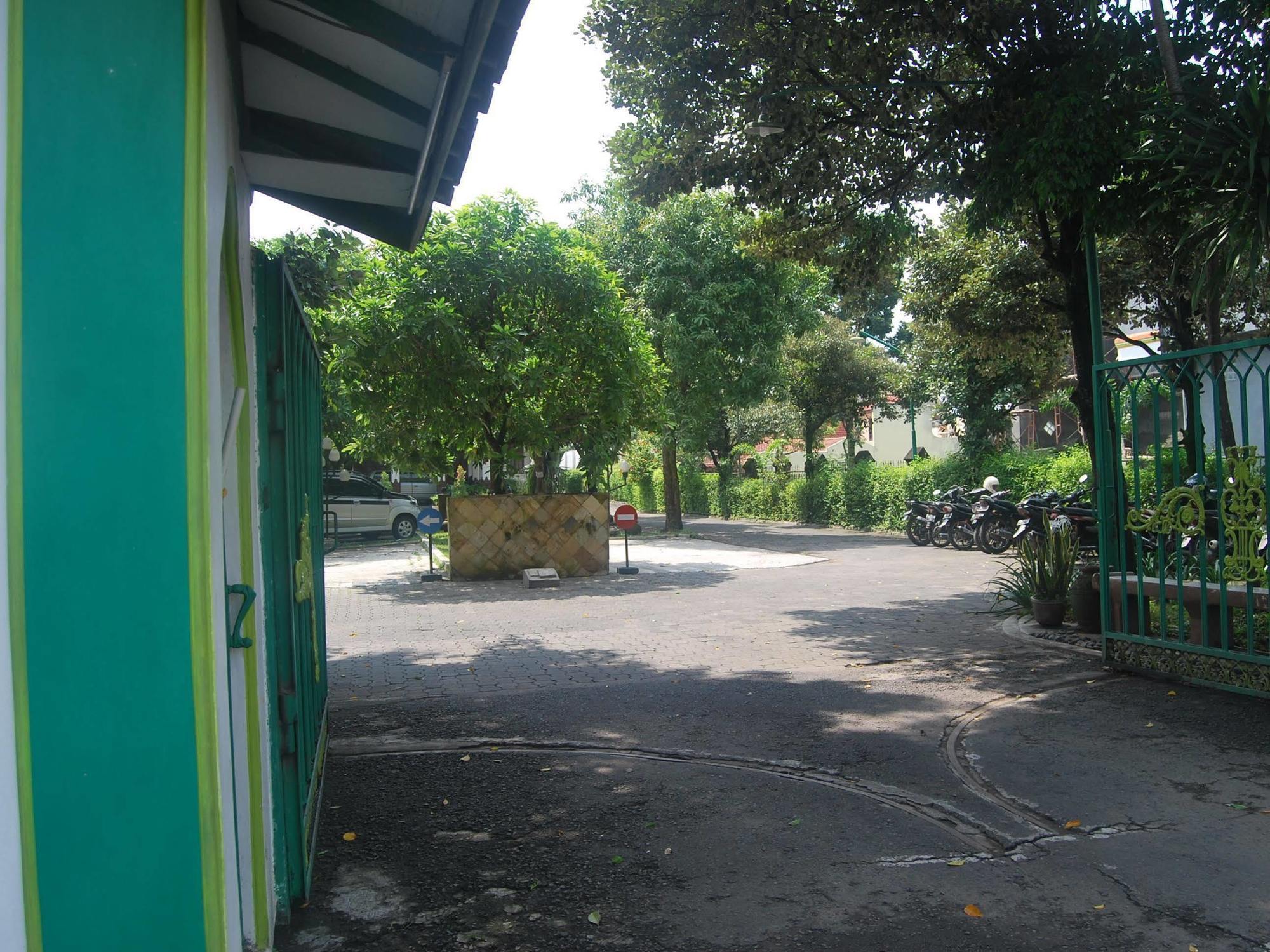Sadinah Sahid Josodipuro Hotel Colomadu Exteriér fotografie